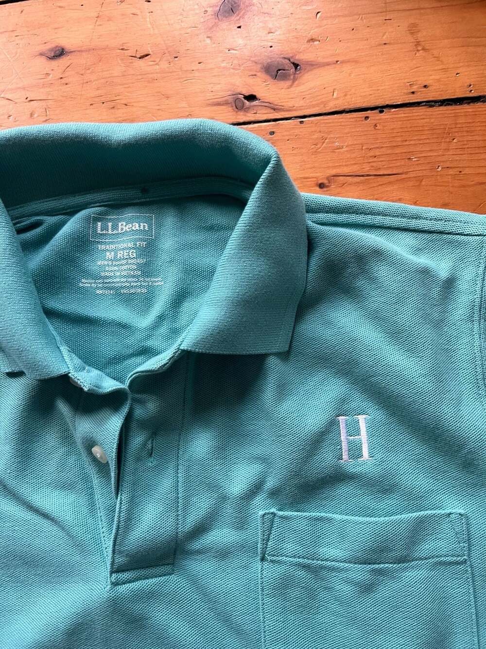 L.L. Bean Traditional Fit Polo Size Medium Teal Green  Blue Pocket H Monogram